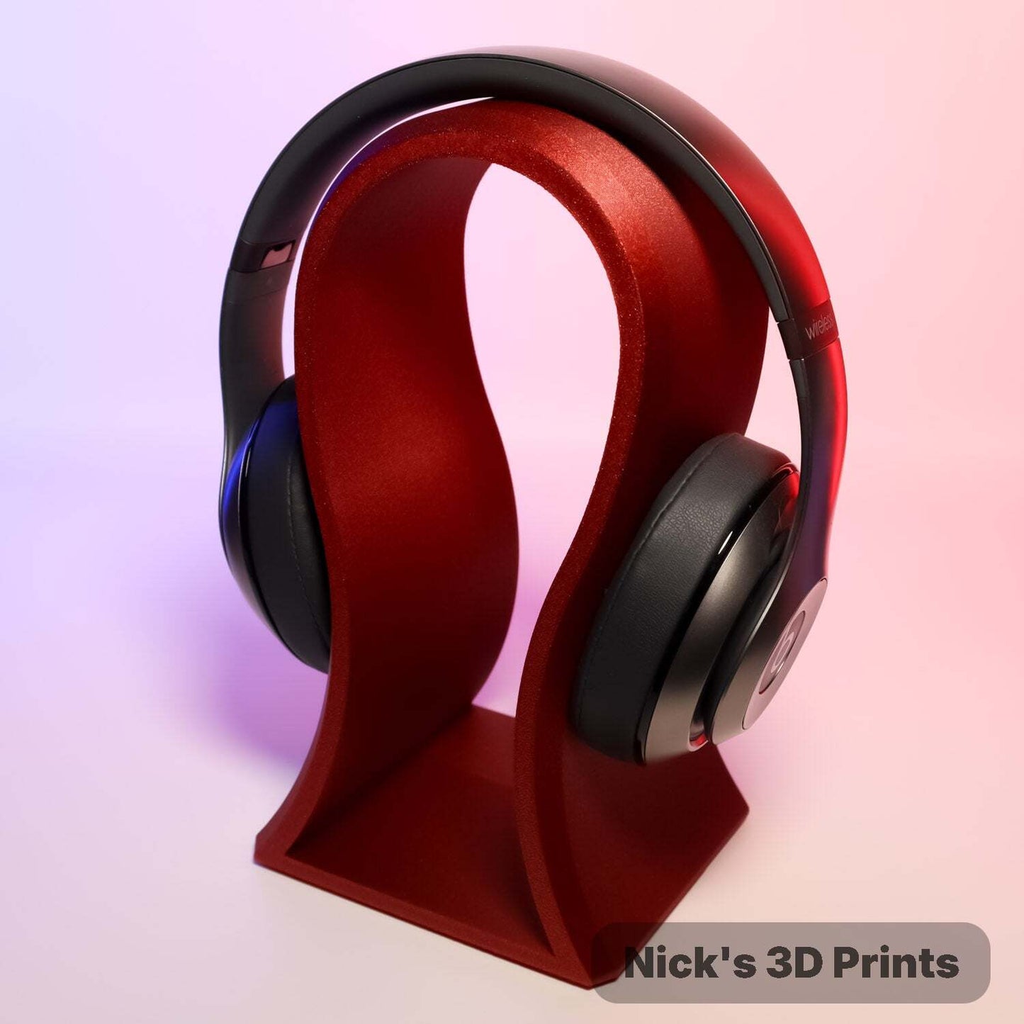 Sculptural Headphone Stand